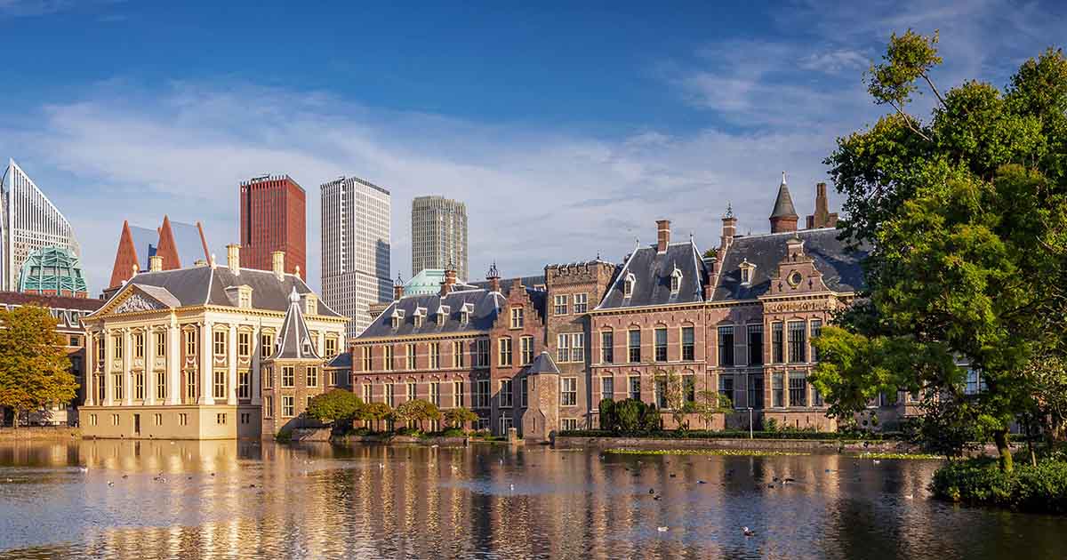 LEIDEN ÜNİVERSİTESİ