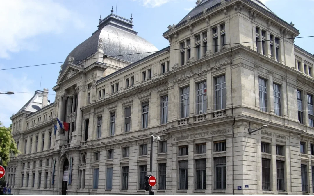LYON ÜNİVERSİTESİ
