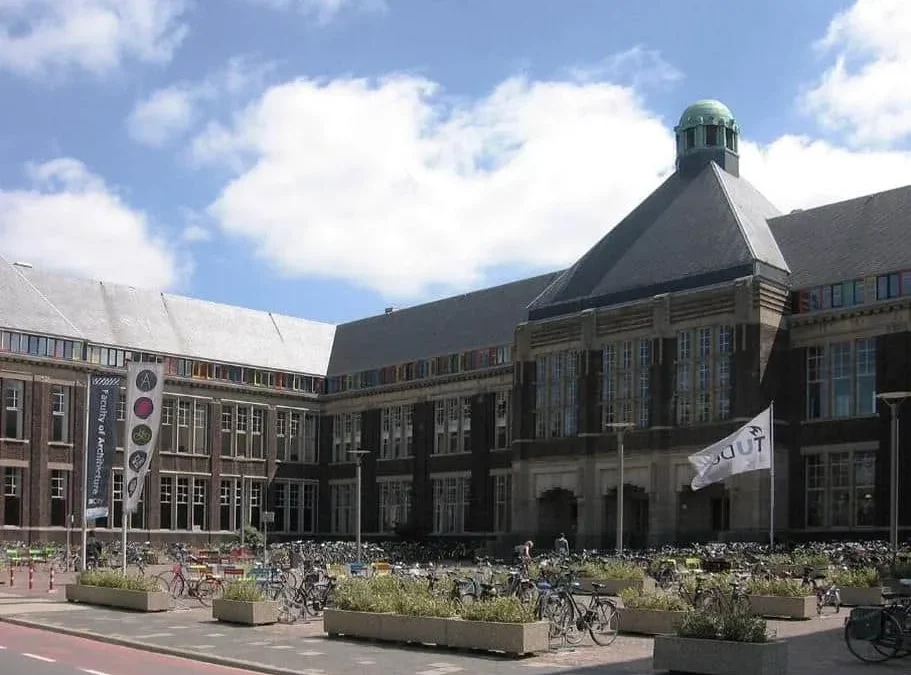 DELFT TEKNİK ÜNİVERSİTESİ