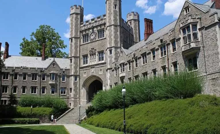 PRINCETON ÜNİVERSİTESİ (PRINCETON UNIVERSITY)